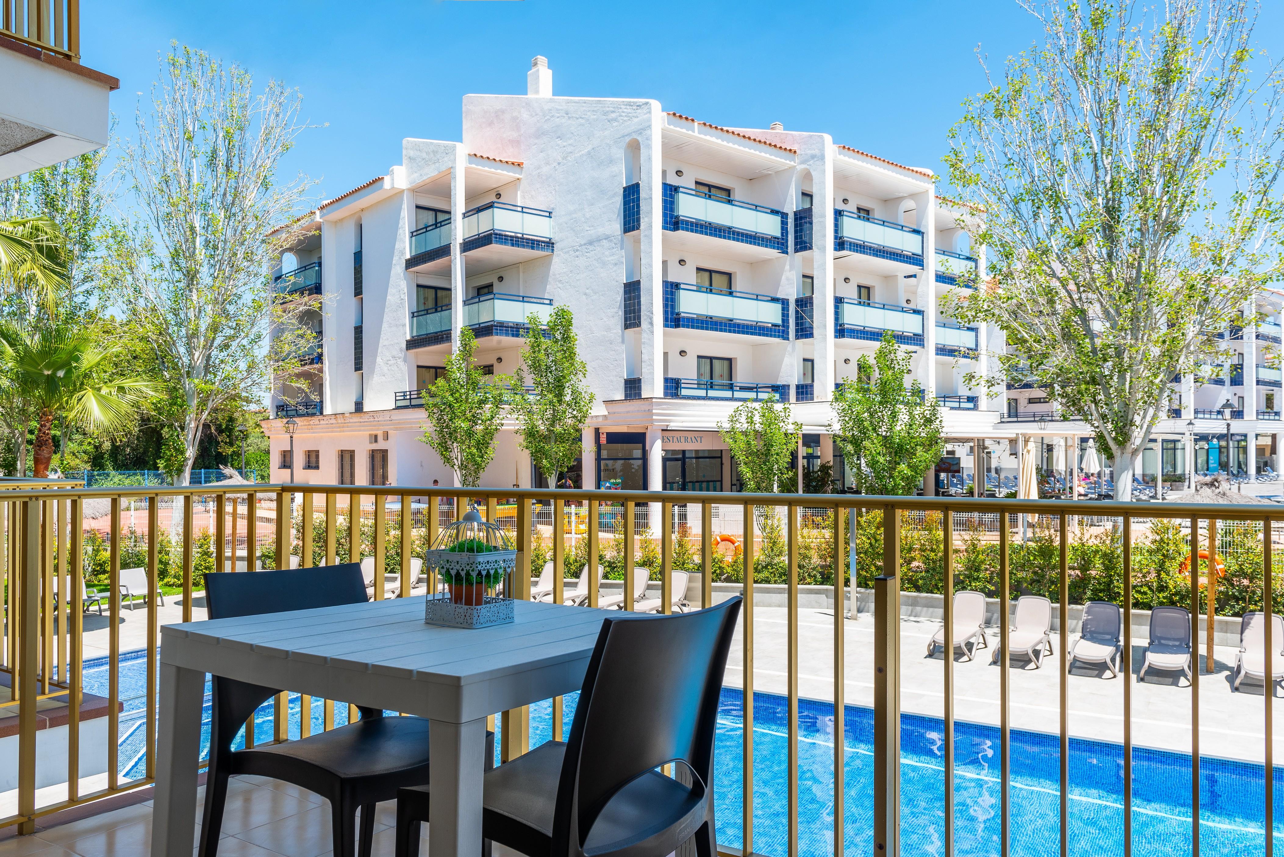 Rentalmar Pins Marina Cambrils Dış mekan fotoğraf