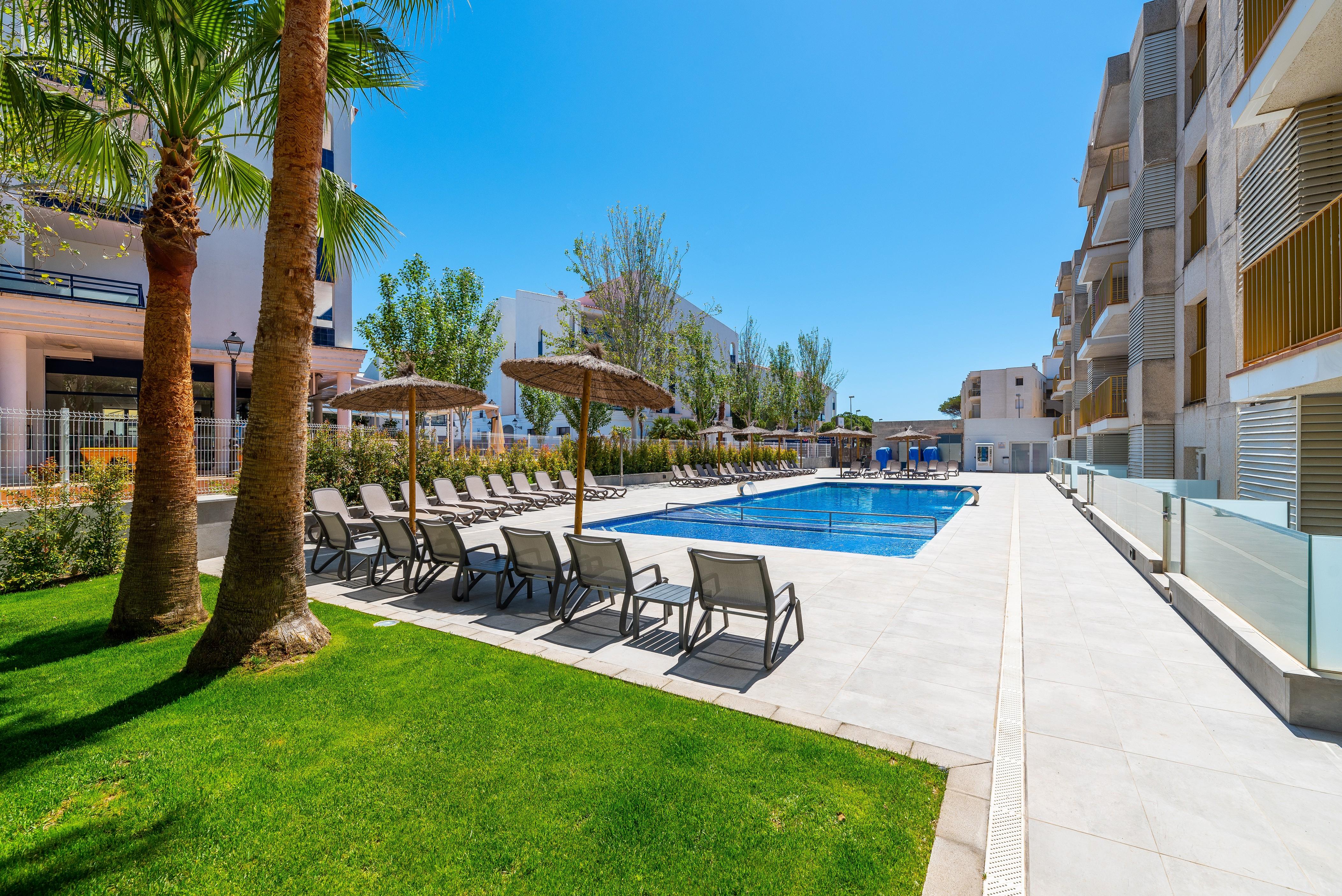 Rentalmar Pins Marina Cambrils Dış mekan fotoğraf