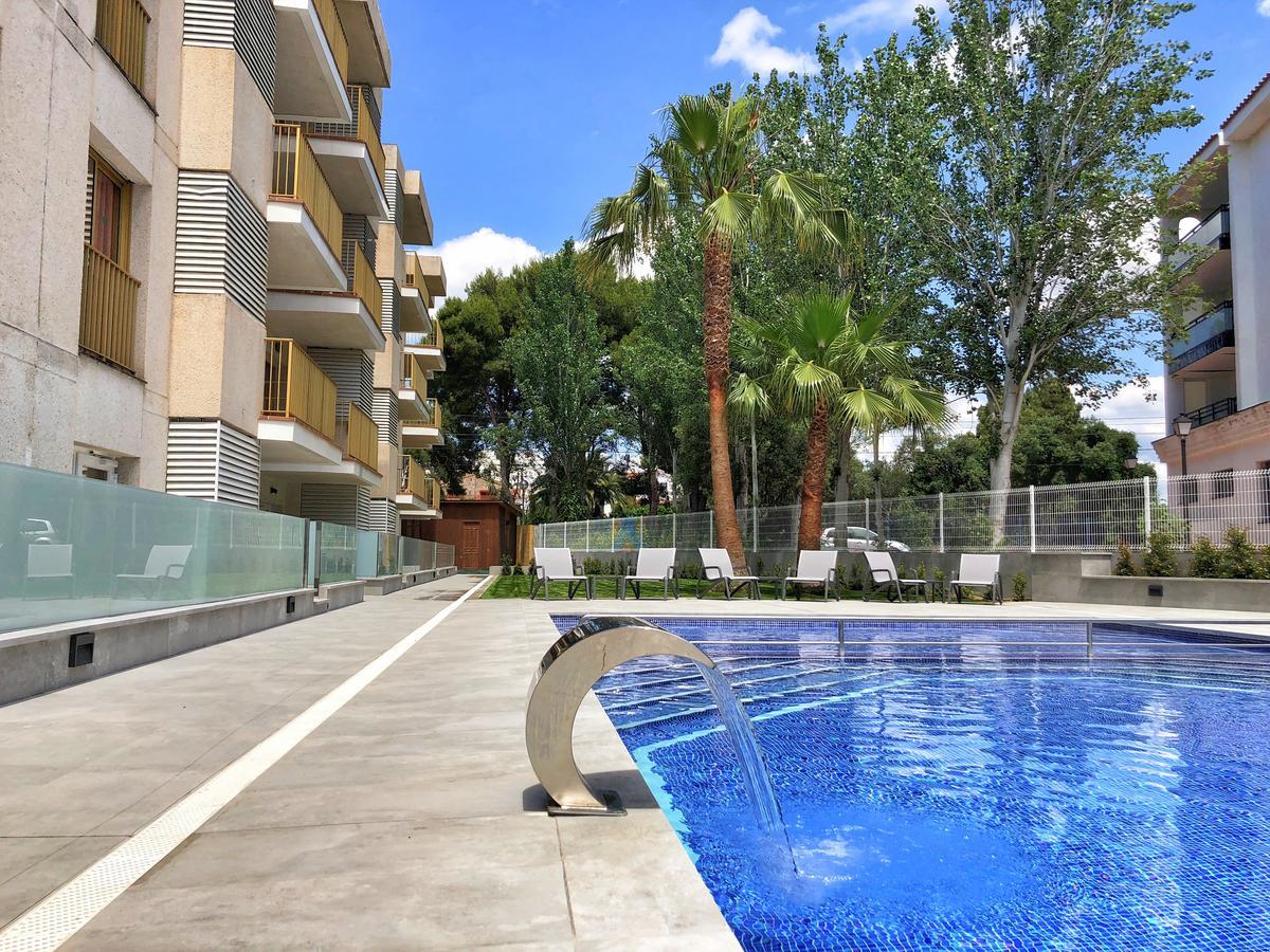 Rentalmar Pins Marina Cambrils Dış mekan fotoğraf