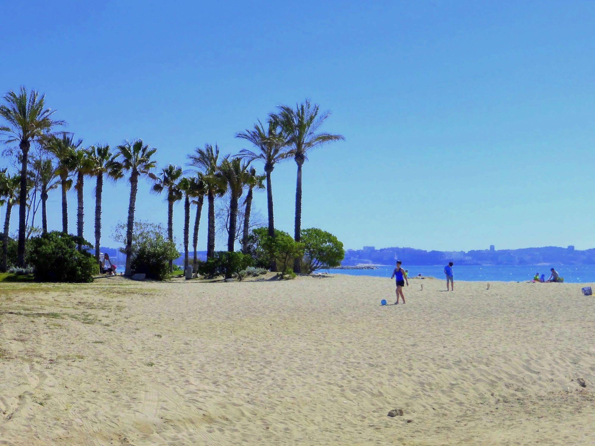Rentalmar Pins Marina Cambrils Dış mekan fotoğraf